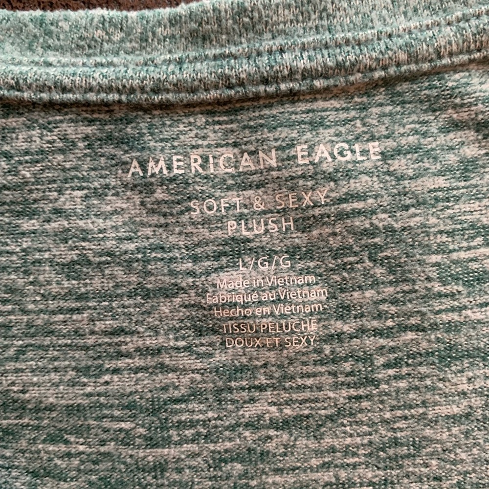 Green American Eagle long sleeve soft shirt